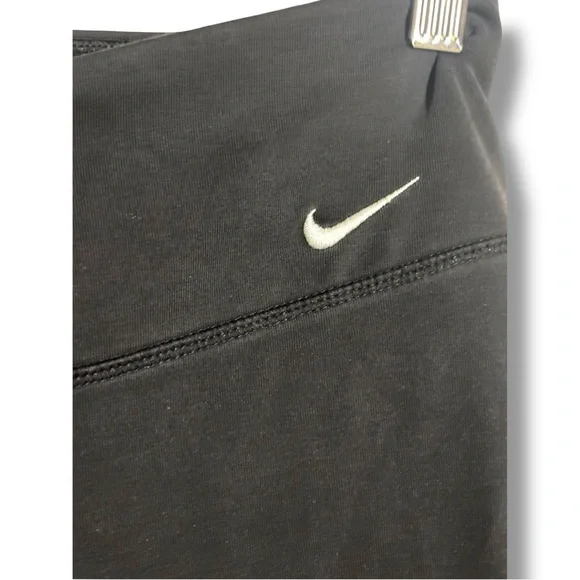 Nike Black Dri Fit Wide-Leg Capri Yoga Workout Pants - Picture 4 of 11